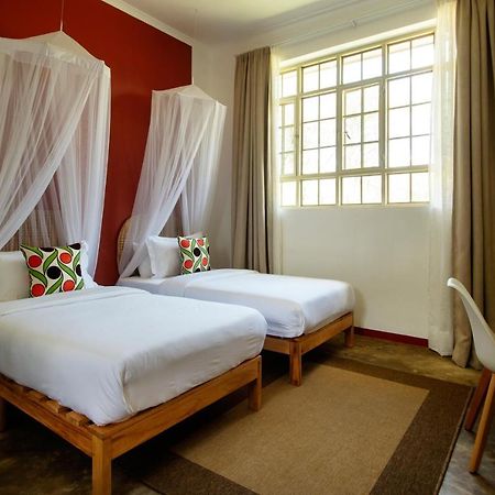 Отель The Safari House Usa River Экстерьер фото