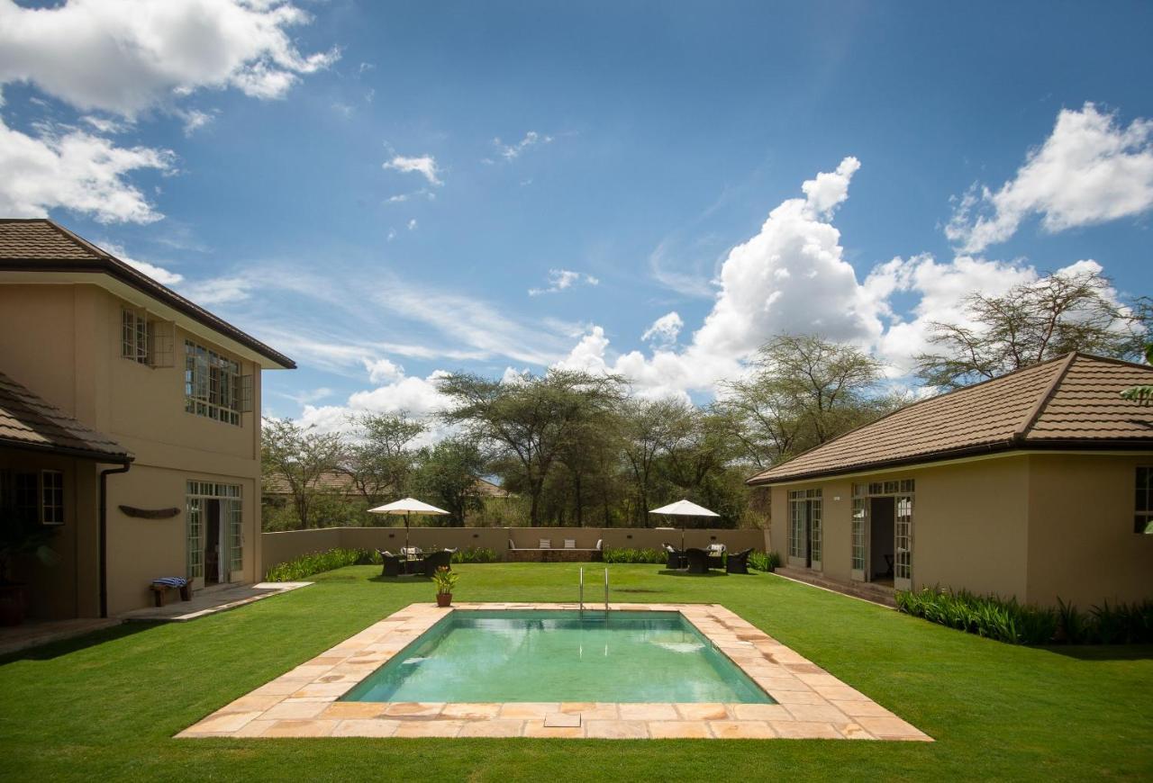Отель The Safari House Usa River Экстерьер фото